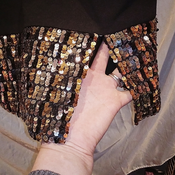 COPY - EUC Vince Camuto black w gold sequins shif… - Picture 6 of 8